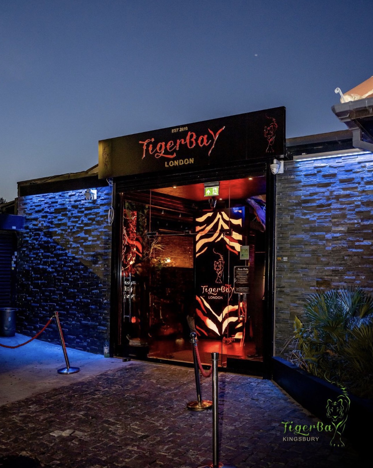 Premium shisha pipe at Tigerbay London